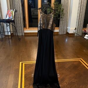 Chic Black and Gold Maxi Dress